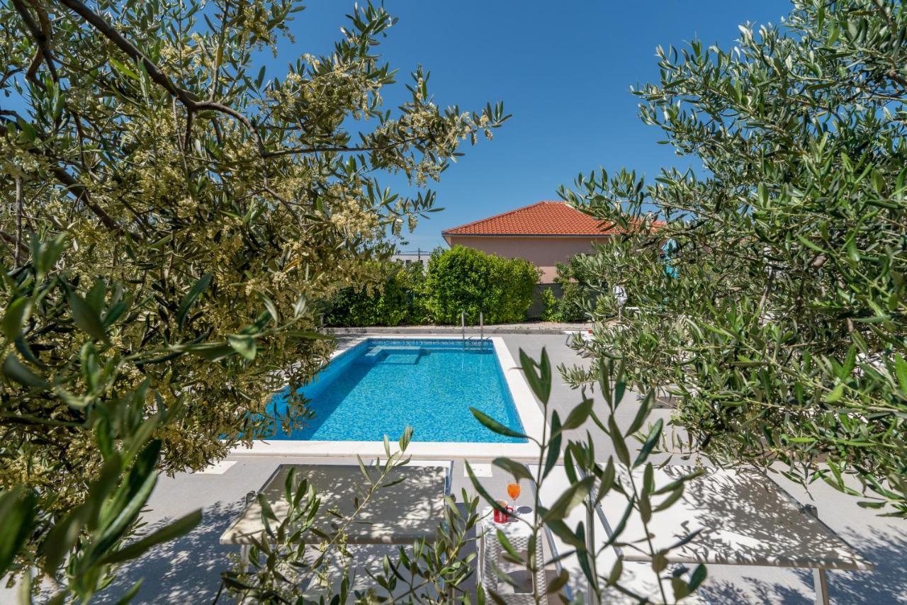 Apartmani Ville Vengo Trogir Exterior foto